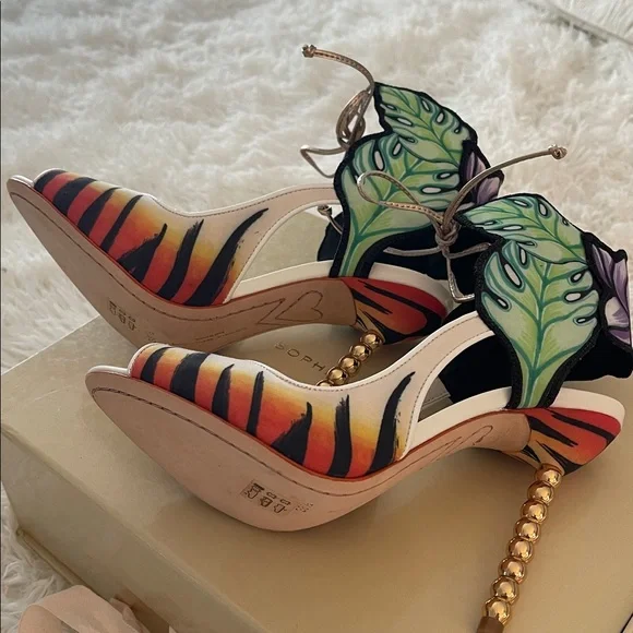 Sophia Webster 38.5 NWT Rousseau Jungle 100 heels. Never worn. Bought for $735 - Picture 6 of 9